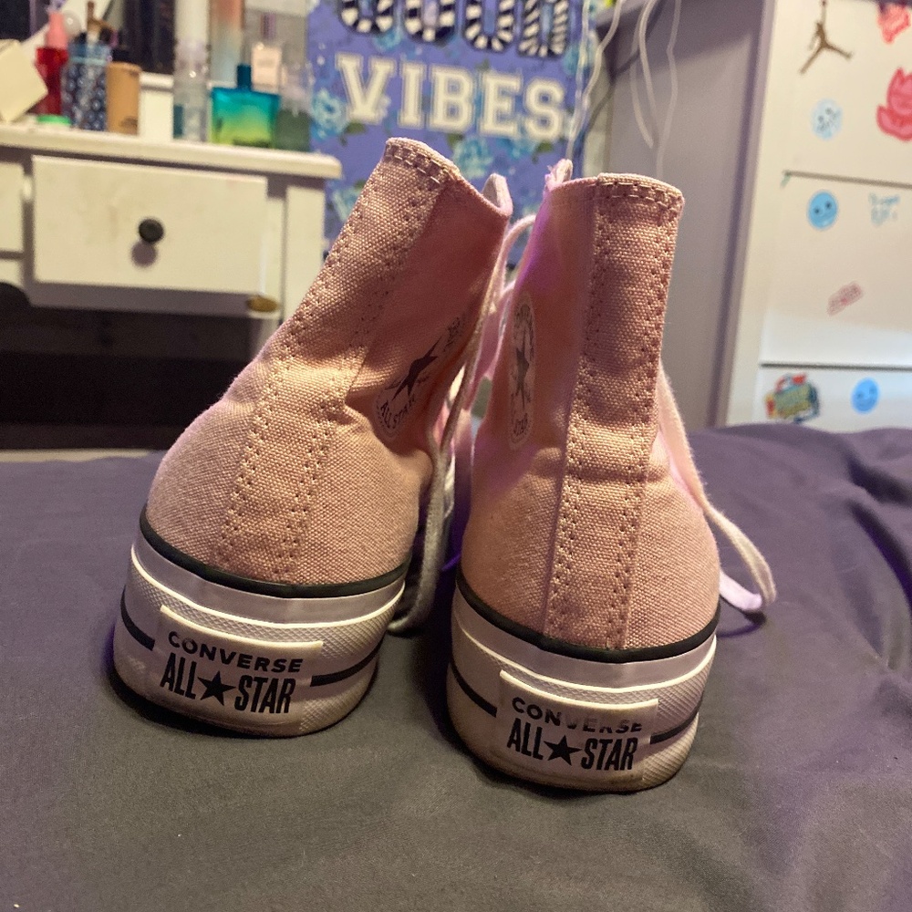 Pink Converse - image 3